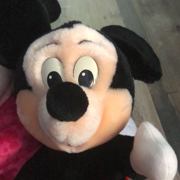 Mickey & Minnie Mouse - Picture 3 of 5